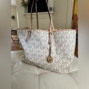 Michael Kors Tote